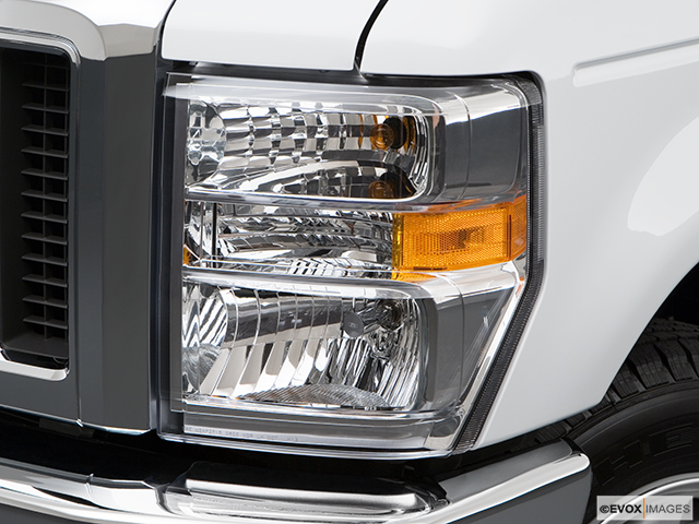 2009 Ford Econoline Cargo Van