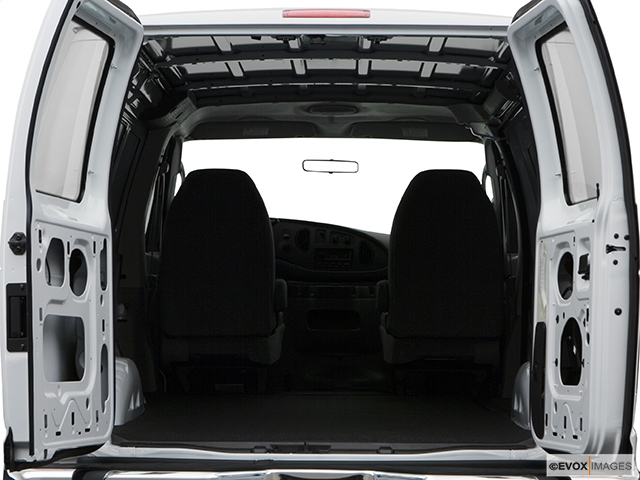 2009 Ford Econoline Cargo Van