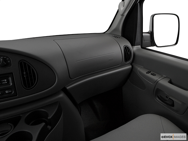 2009 Ford Econoline Cargo Van