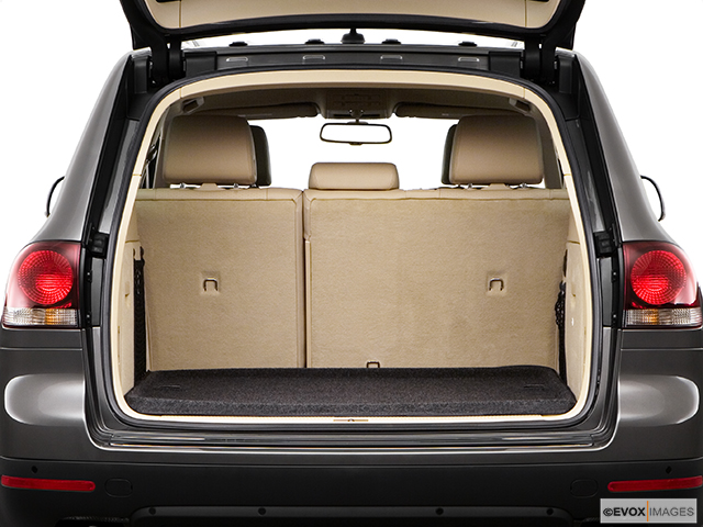 2009 Volkswagen Touareg 2