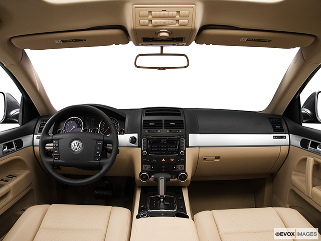 2009 Volkswagen Touareg 2