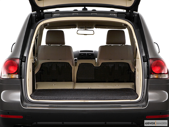 2009 Volkswagen Touareg 2