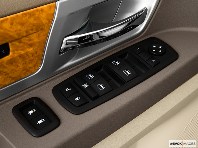 2010 Chrysler Town & Country