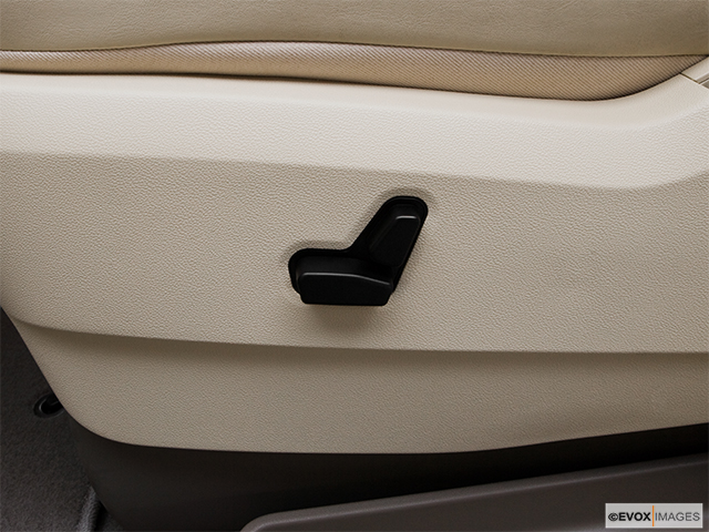 2010 Chrysler Town & Country