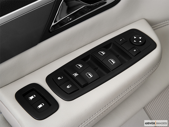 2010 Volkswagen Routan