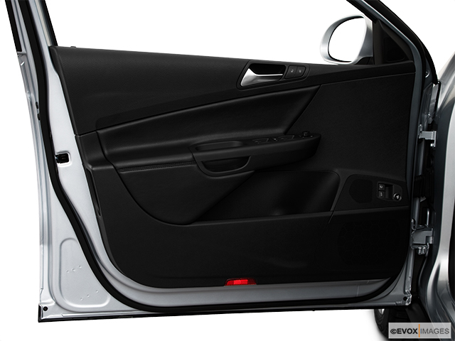 2010 Volkswagen Passat Sedan