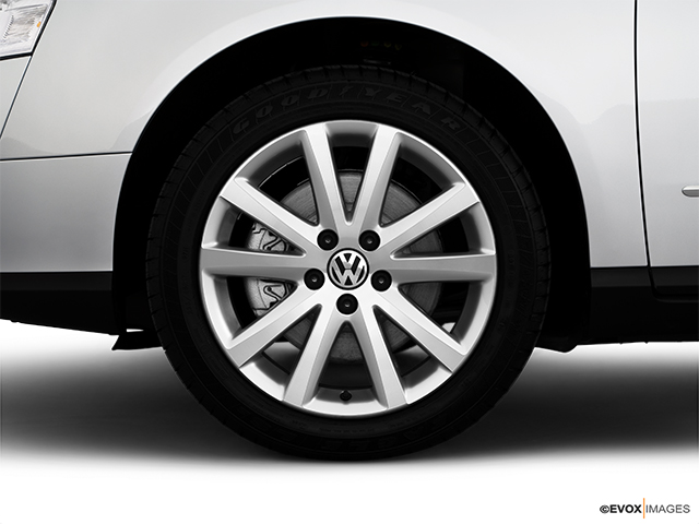 2010 Volkswagen Passat Sedan