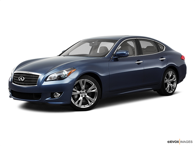 2011 INFINITI M56