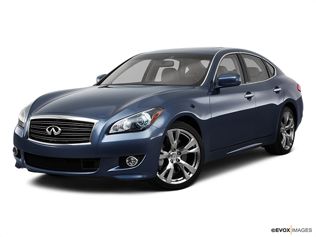 2011 INFINITI M56