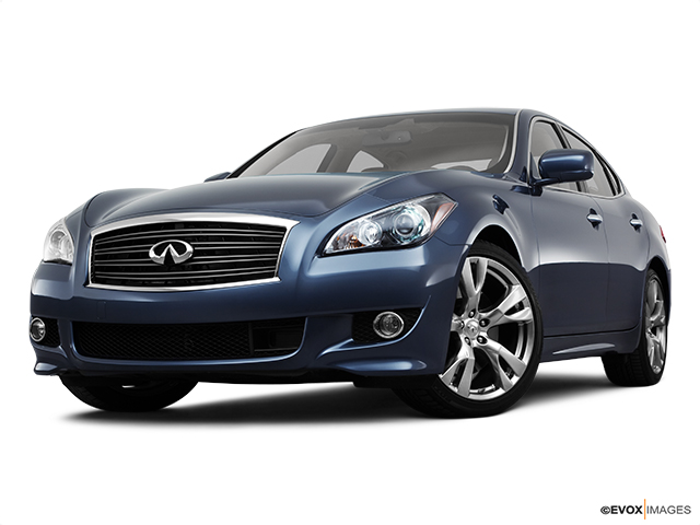 2011 INFINITI M56