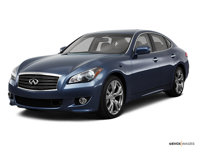 2011 INFINITI M56