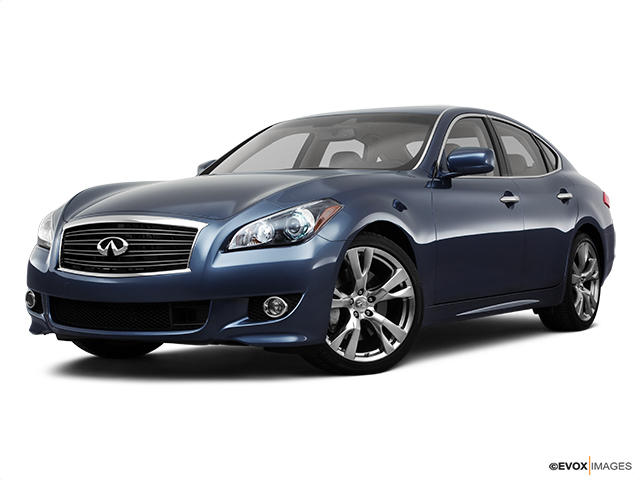 2011 INFINITI M56