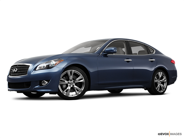 2011 INFINITI M56