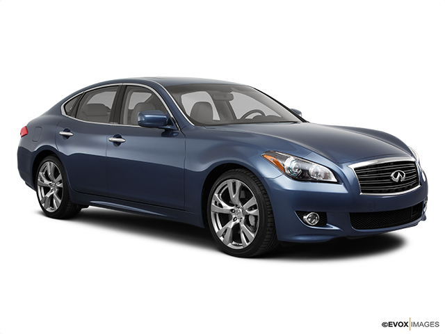 2011 INFINITI M56