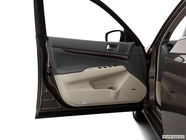 2011 INFINITI G37 Sedan