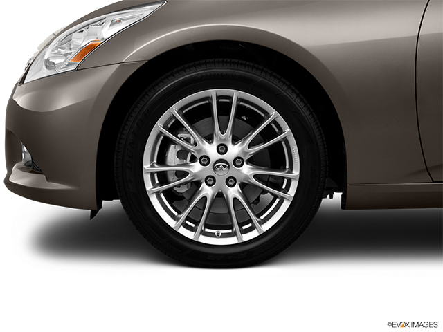 2011 INFINITI G37 Sedan
