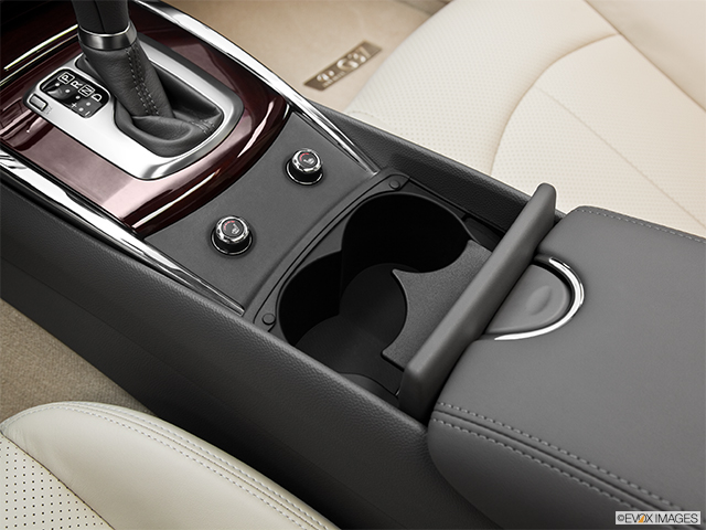 2011 INFINITI G37 Sedan