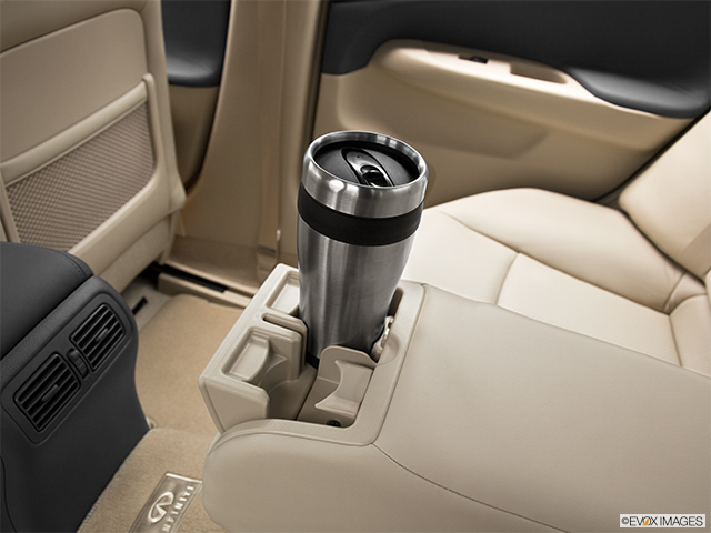 2011 INFINITI G37 Sedan