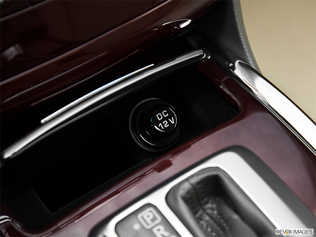 2011 INFINITI G37 Sedan