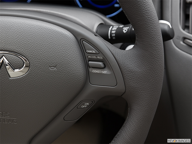 2011 INFINITI G37 Sedan