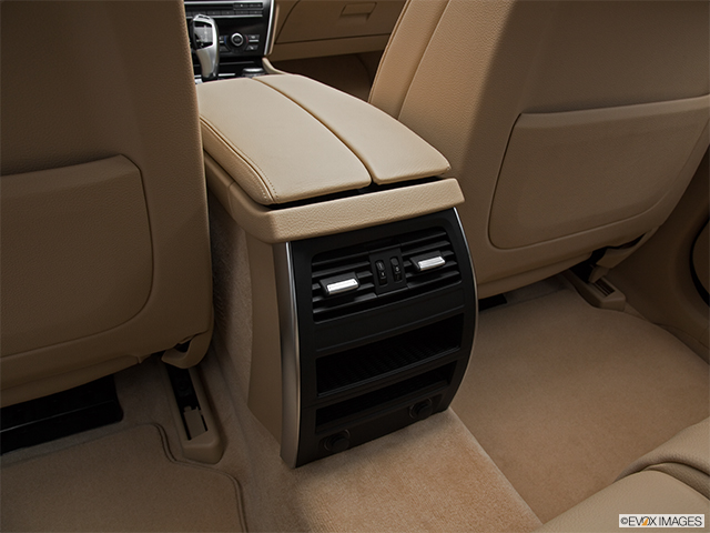 2011 BMW 5 Series Gran Turismo