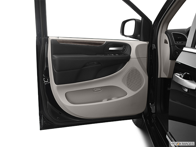 2011 Chrysler Town & Country