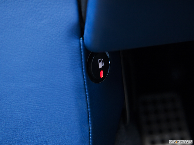 2011 Aston Martin DBS