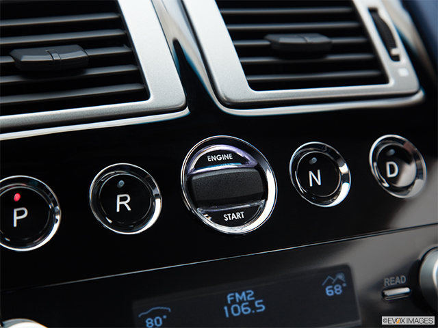 2011 Aston Martin DBS