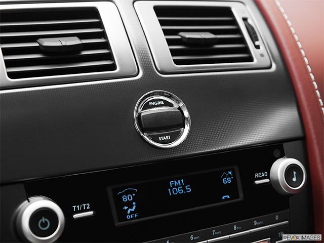 2011 Aston Martin V8 Vantage