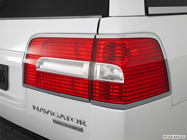 2012 Lincoln Navigator L