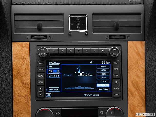 2012 Lincoln Navigator L