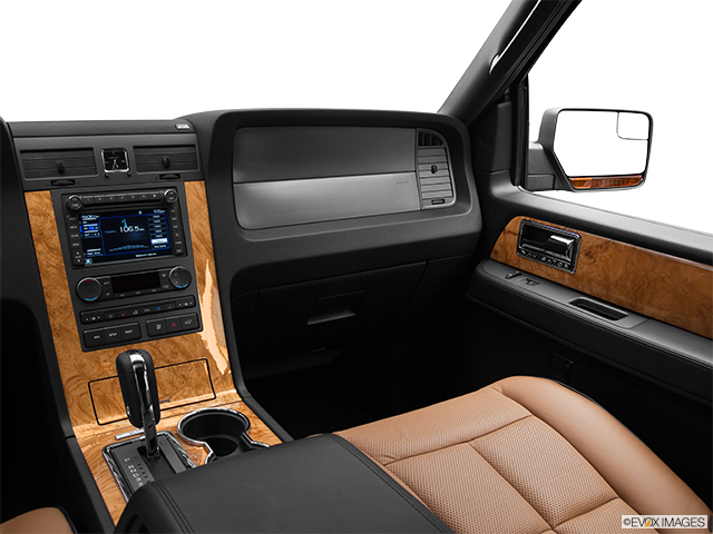 2012 Lincoln Navigator L