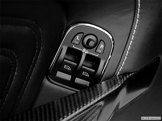 2012 Aston Martin DBS