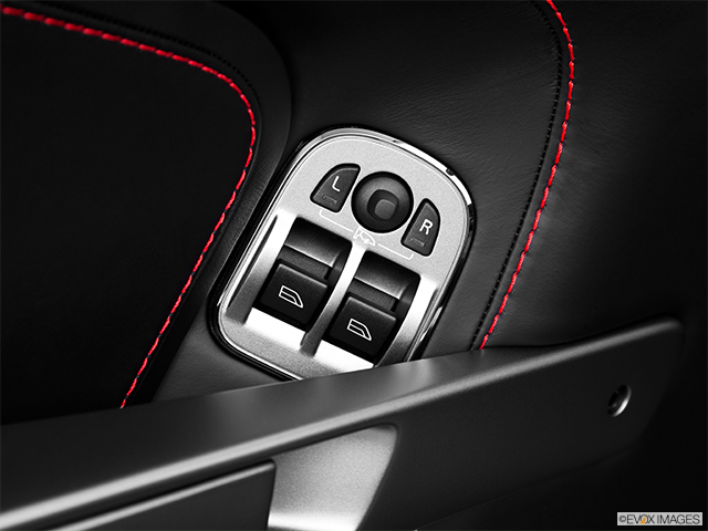 2012 Aston Martin V8 Vantage