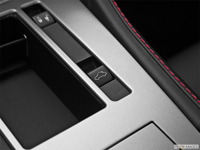 2012 Aston Martin V8 Vantage