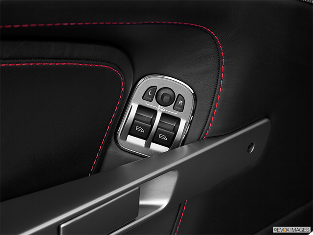 2013 Aston Martin V8 Vantage