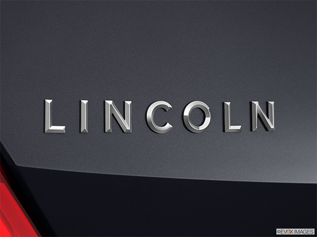 2014 Lincoln MKS