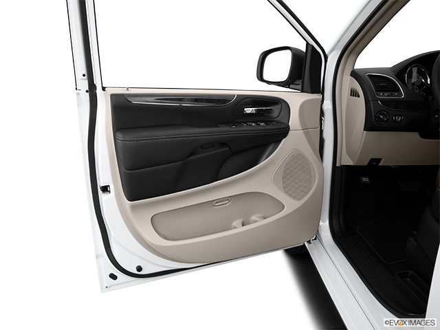 2014 Chrysler Town & Country