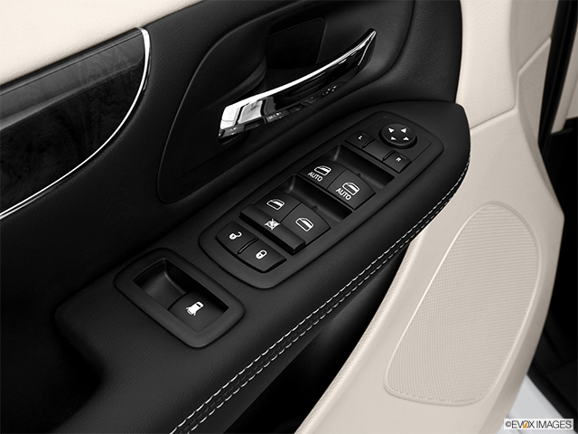 2014 Chrysler Town & Country