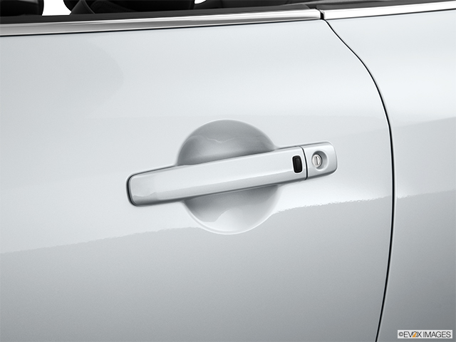 2014 INFINITI Q60 Convertible