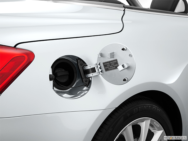 2014 INFINITI Q60 Convertible