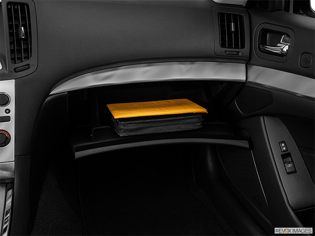 2014 INFINITI Q60 Convertible