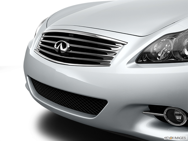 2014 INFINITI Q60 Convertible