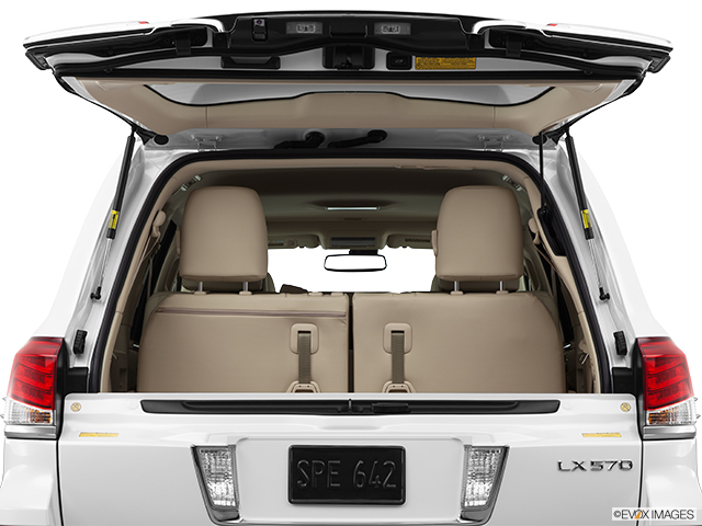 2014 Lexus LX 570