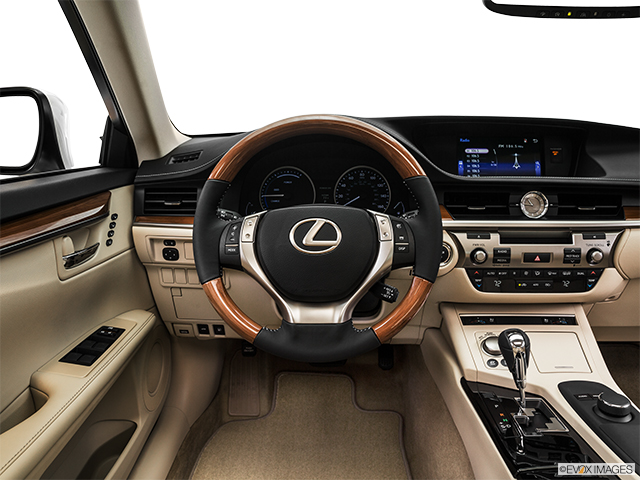 2015 Lexus ES 300h