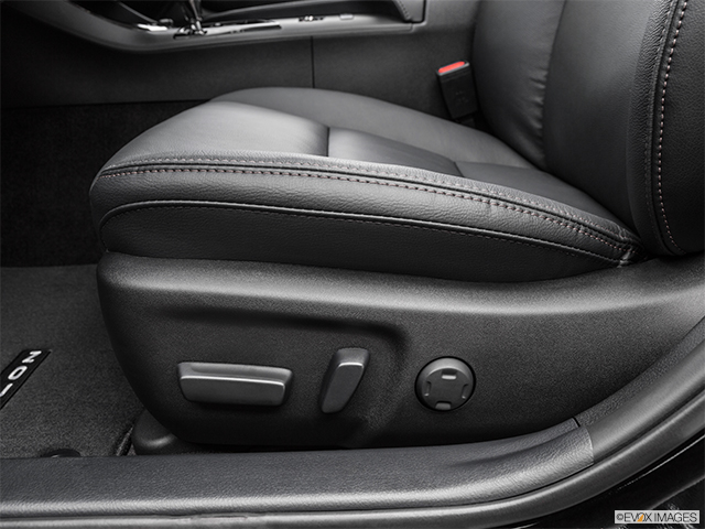 2015 Toyota Avalon Hybrid