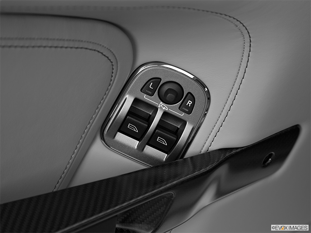 2015 Aston Martin V8 Vantage