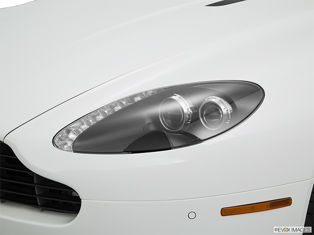 2015 Aston Martin V8 Vantage