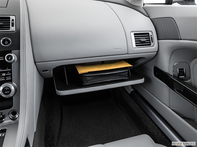 2015 Aston Martin V8 Vantage