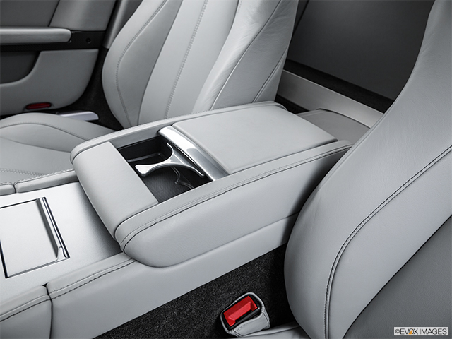 2015 Aston Martin V8 Vantage